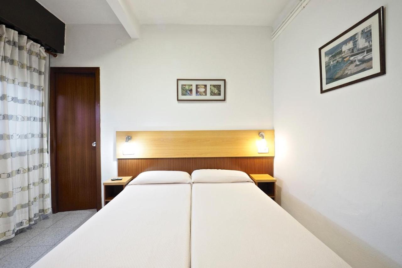 Hostal Ballestero Barcelona Buitenkant foto
