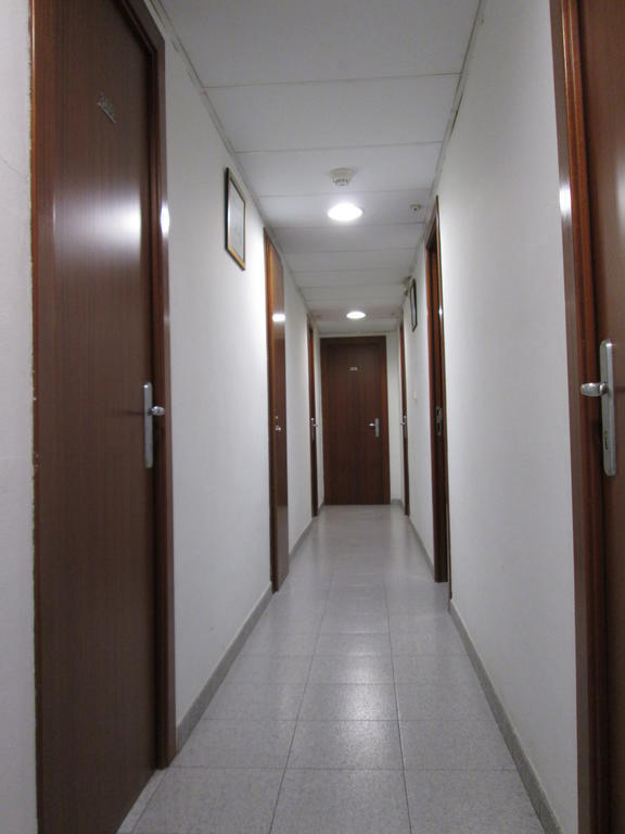 Hostal Ballestero Barcelona Buitenkant foto